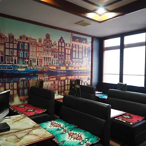  Capsule hotel Capsule Block